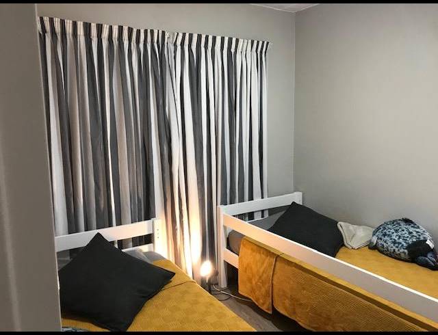 2 BEDROOM APARTMENT FOR SALE IN CONSTANTIA KLOOF